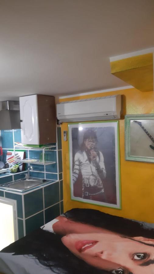 Airport Jackson Loft Apartment Катания Екстериор снимка